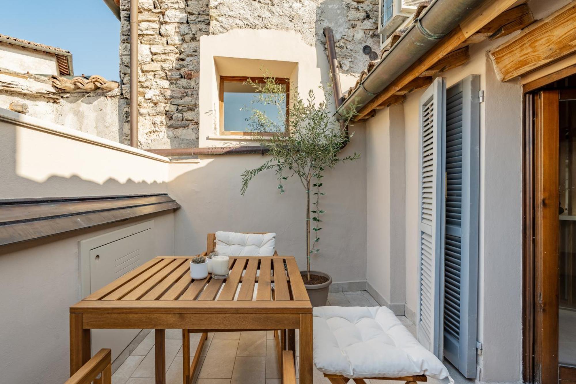 A Casa Di Nadia Apartment Spoleto Buitenkant foto